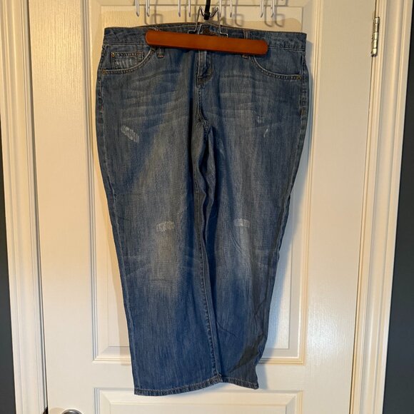 EUC The Limited Boyfriend Crop Jean Size 10 - Picture 1 of 4